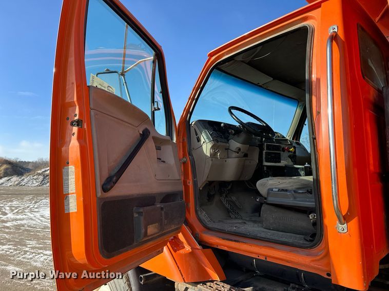 image for item DV0542 2003 Sterling dump truck