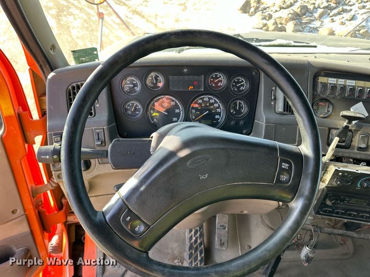 image for item DV0542 2003 Sterling dump truck