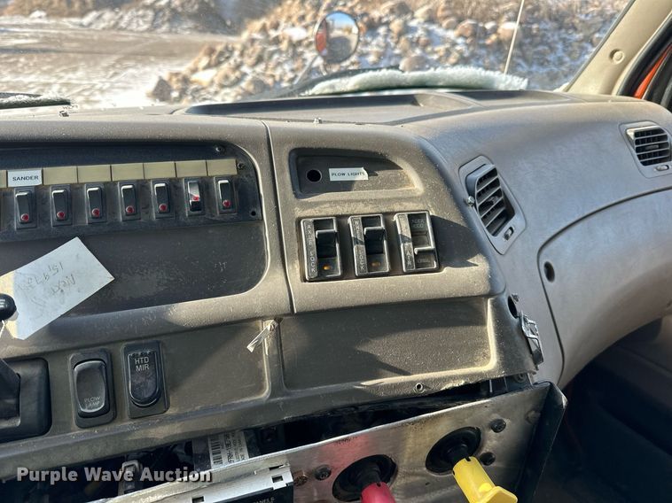 image for item DV0542 2003 Sterling dump truck