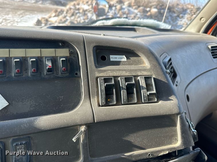 image for item DV0542 2003 Sterling dump truck