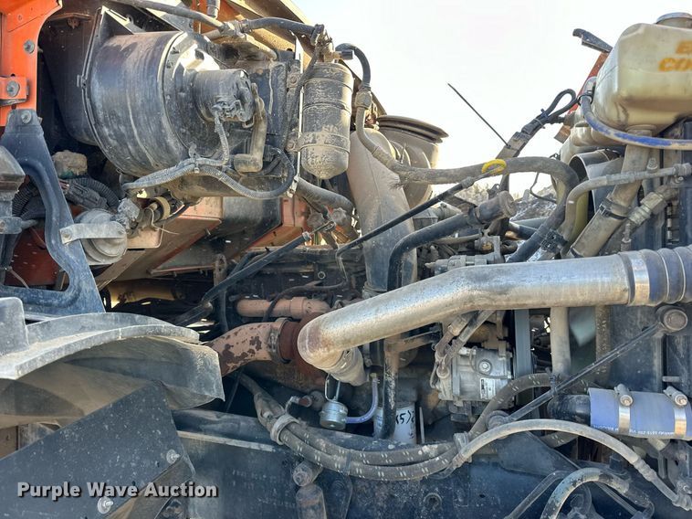 image for item DV0542 2003 Sterling dump truck