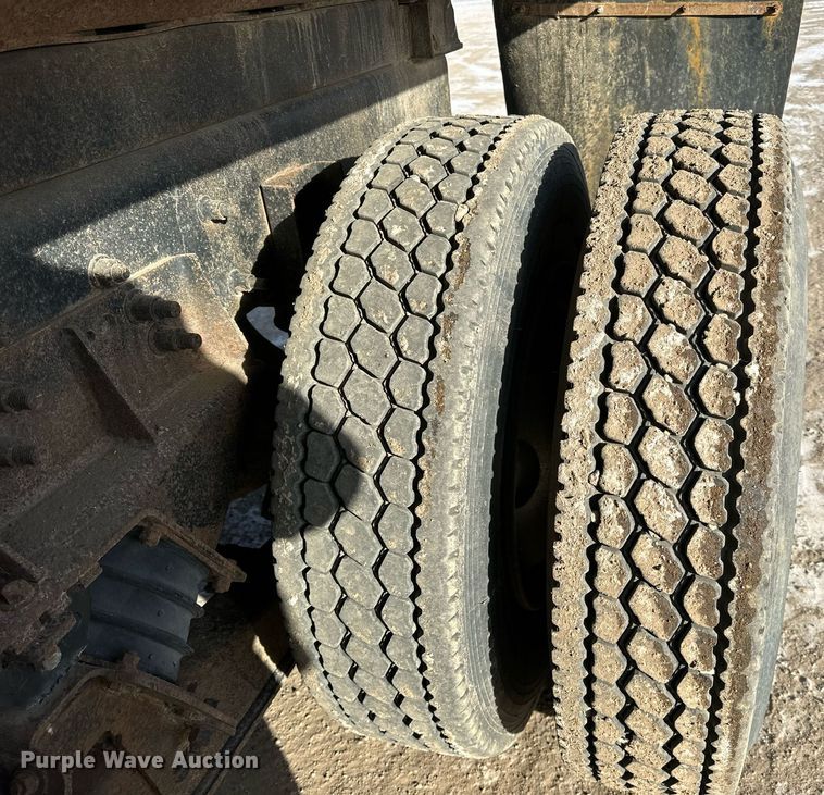 image for item DV0542 2003 Sterling dump truck