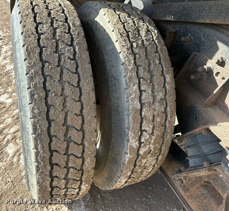 image for item DV0542 2003 Sterling dump truck