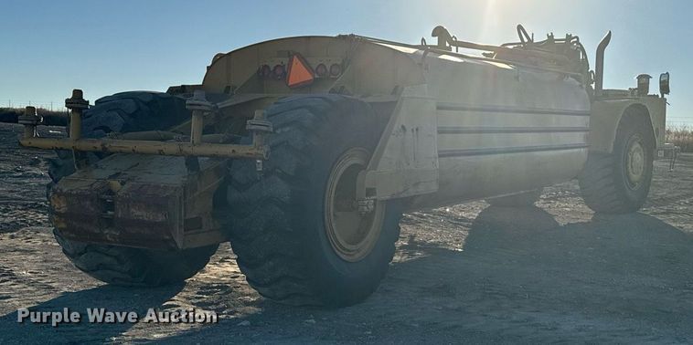 image for item DV2851 1979 Caterpillar 623B water wagon