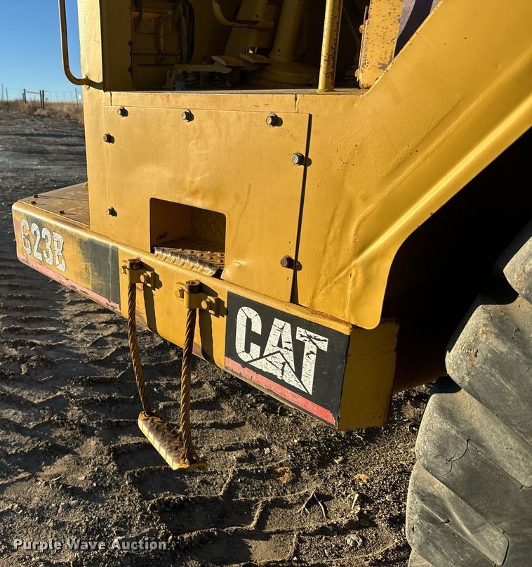 image for item DV2851 1979 Caterpillar 623B water wagon