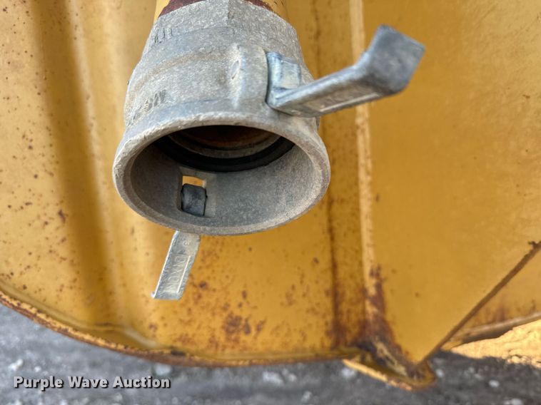 image for item DV2851 1979 Caterpillar 623B water wagon