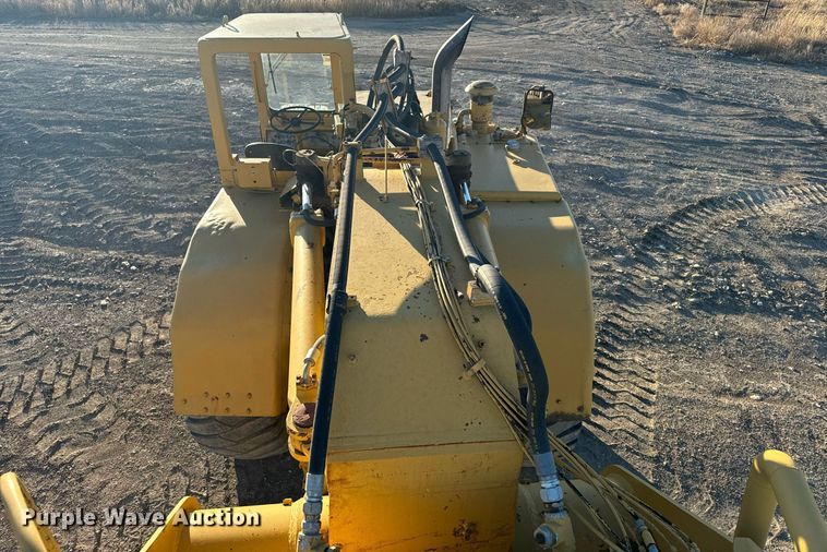 image for item DV2851 1979 Caterpillar 623B water wagon