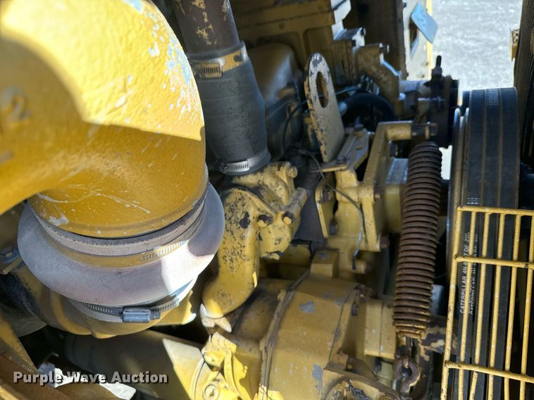 image for item DV2851 1979 Caterpillar 623B water wagon