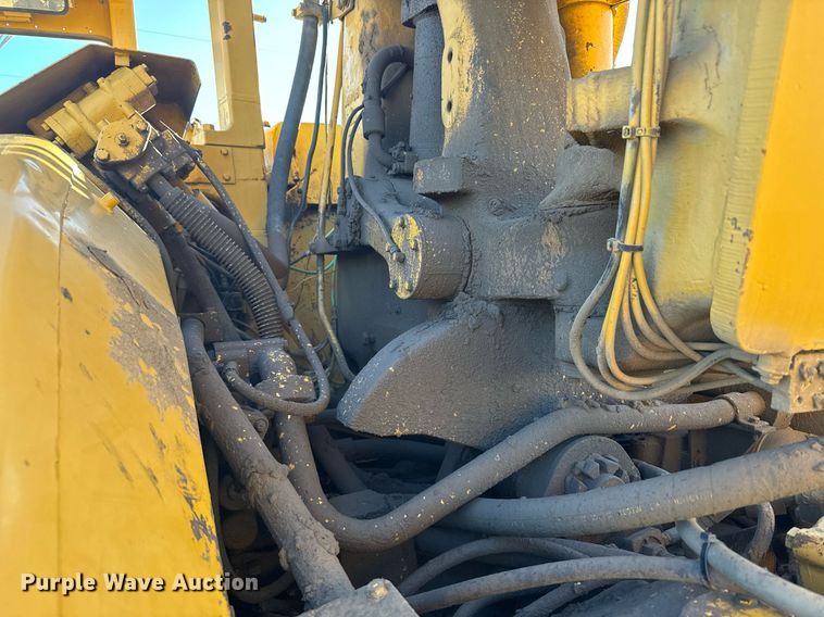 image for item DV2851 1979 Caterpillar 623B water wagon