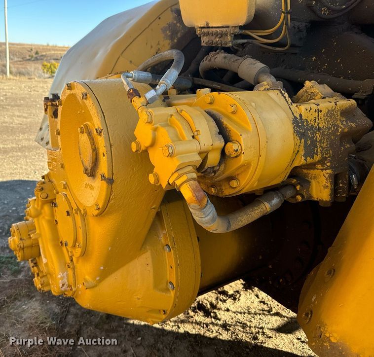 image for item DV2851 1979 Caterpillar 623B water wagon