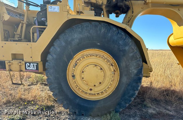 image for item DV2851 1979 Caterpillar 623B water wagon