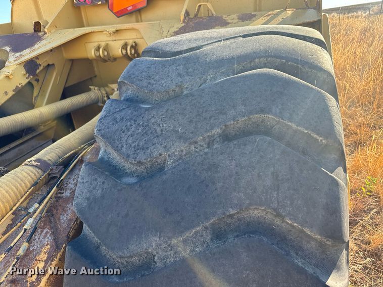 image for item DV2851 1979 Caterpillar 623B water wagon