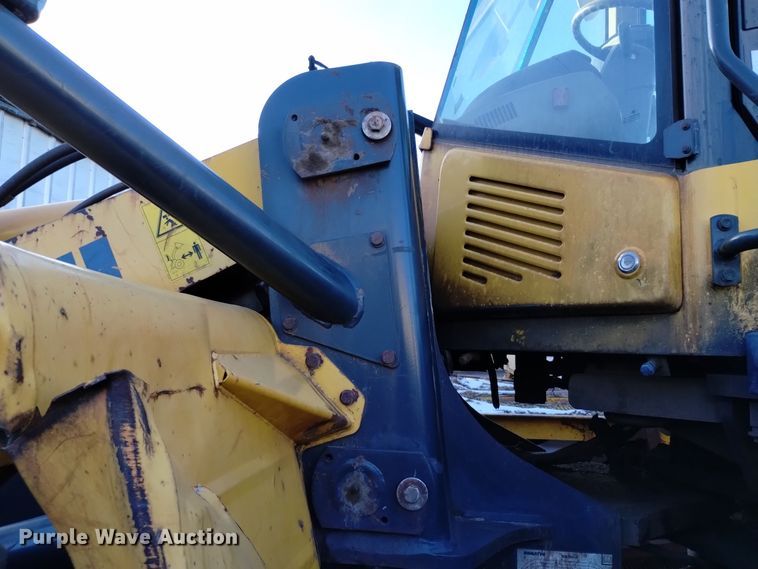image for item DV6586 2014 Komatsu WA380-7 wheel loader