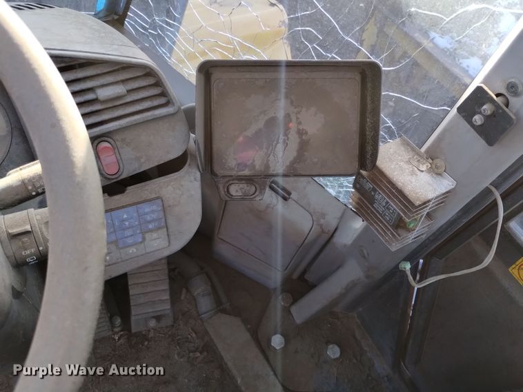 image for item DV6586 2014 Komatsu WA380-7 wheel loader