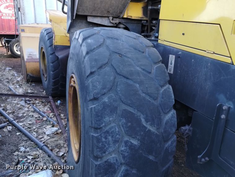 image for item DV6586 2014 Komatsu WA380-7 wheel loader
