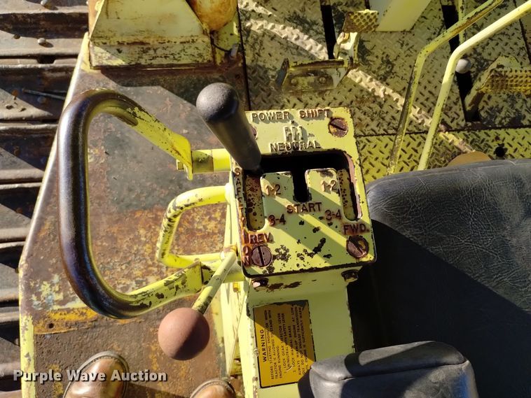 image for item DV6587 1970 International Harvester TD 20B dozer