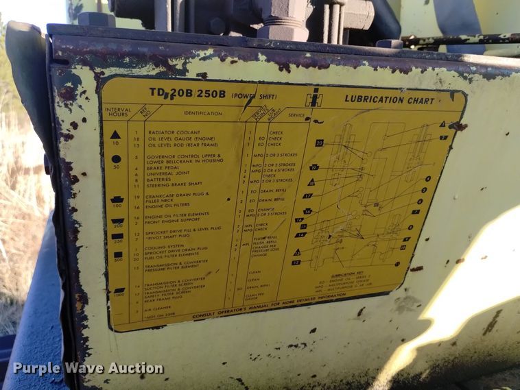 image for item DV6587 1970 International Harvester TD 20B dozer