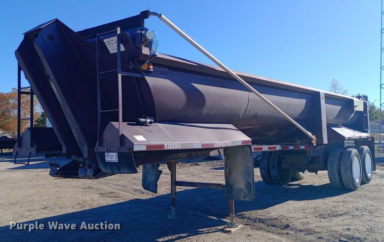 image for item DW0906 2000 Western end dump trailer