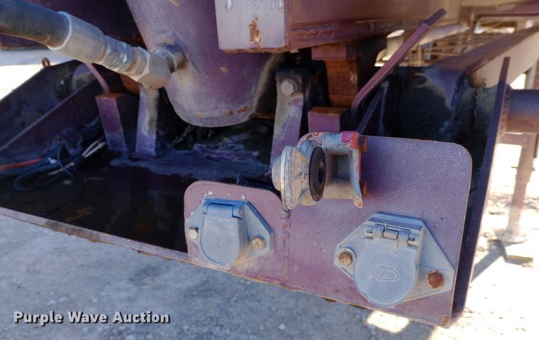 image for item DW0906 2000 Western end dump trailer