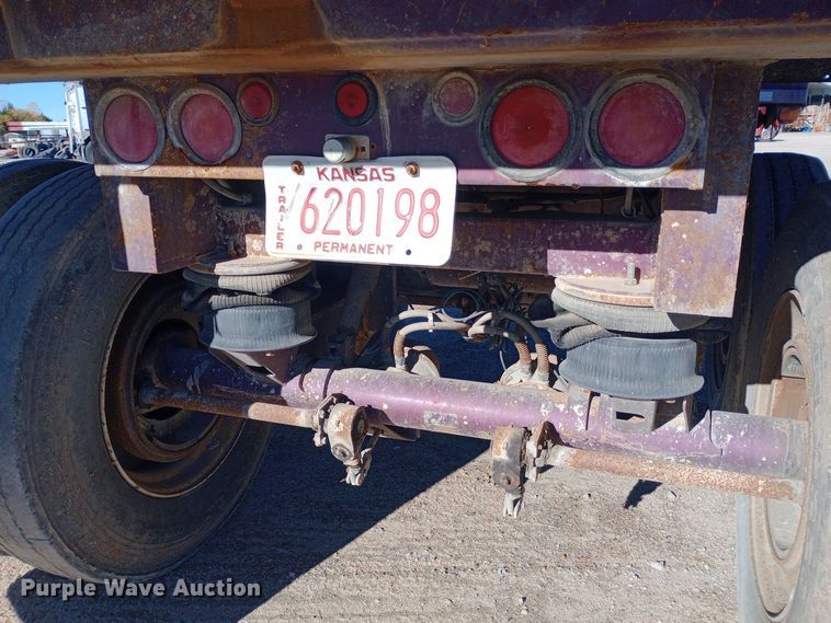 image for item DW0906 2000 Western end dump trailer