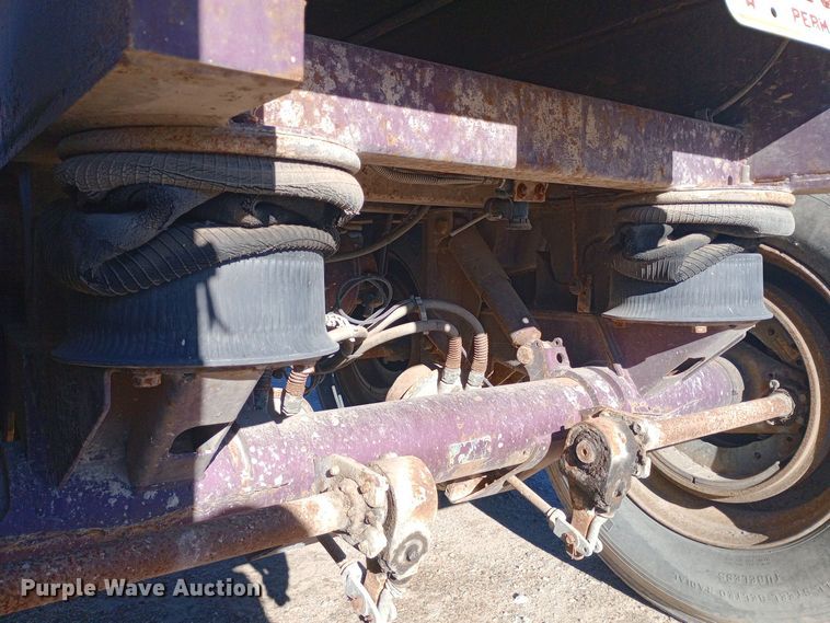 image for item DW0906 2000 Western end dump trailer