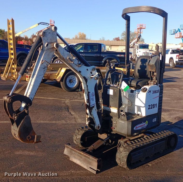 image for item DW0910 2017 Bobcat 418 mini excavator