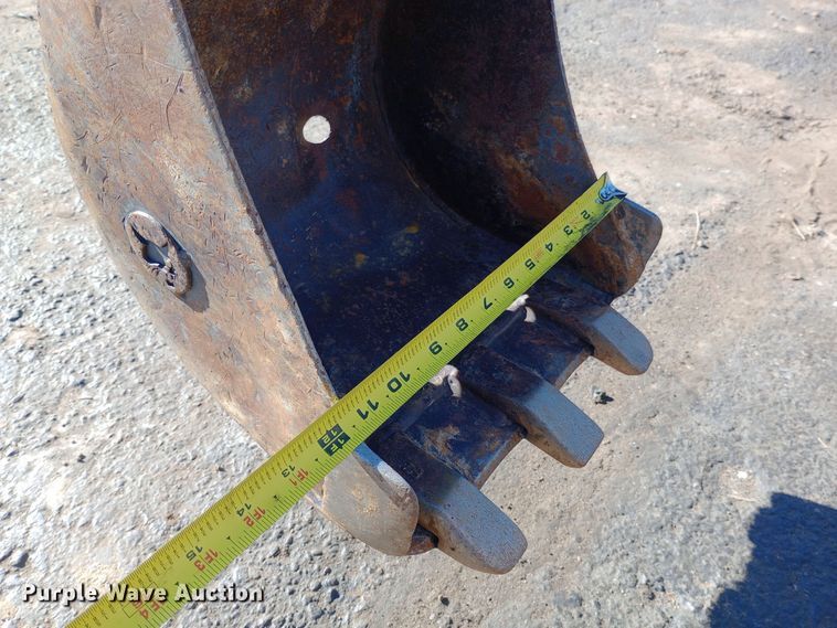 image for item DW0911 2017 Bobcat 418 mini excavator