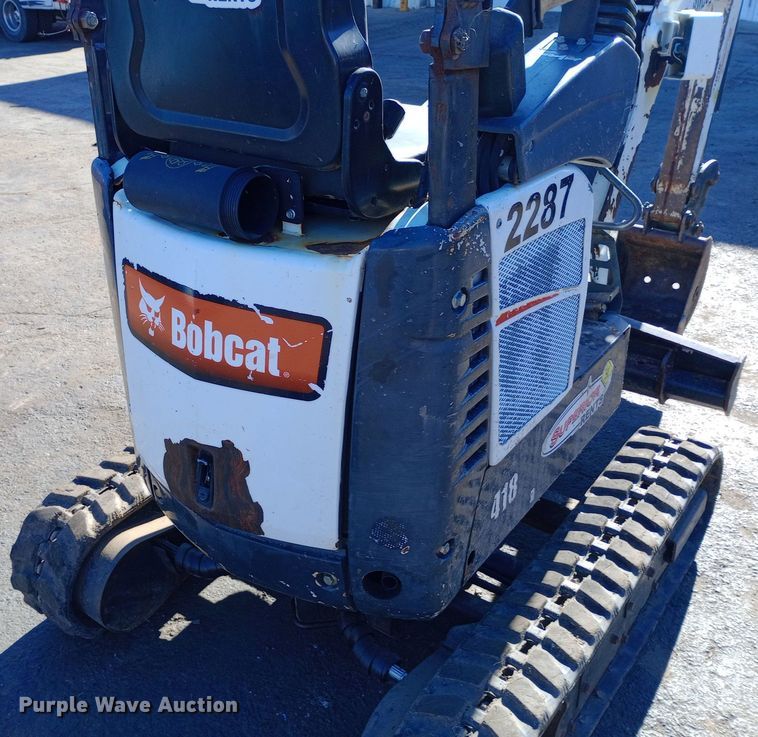 image for item DW0911 2017 Bobcat 418 mini excavator