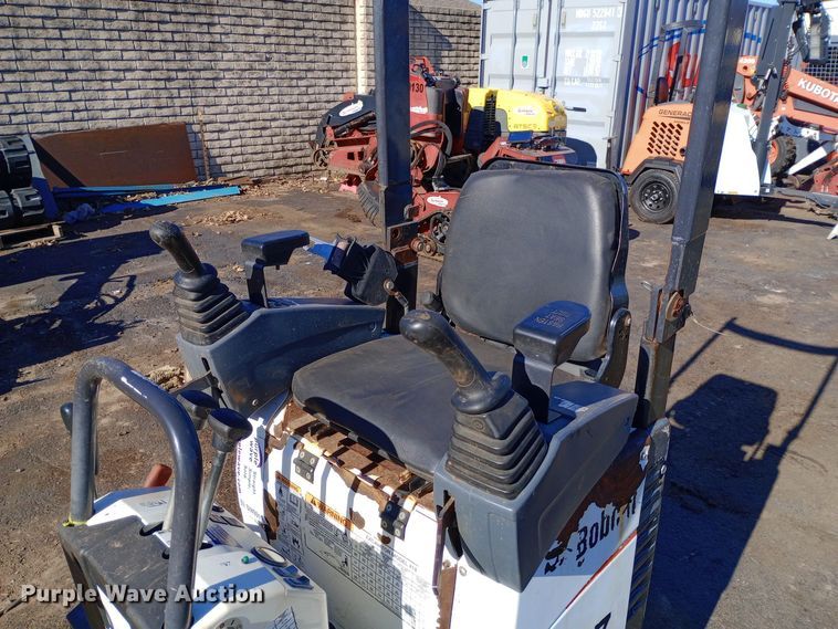 image for item DW0911 2017 Bobcat 418 mini excavator