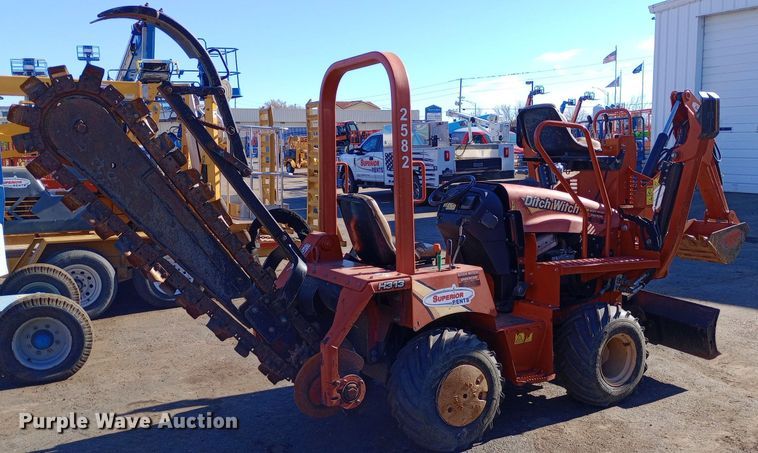 image for item DW0912 2015 Ditch Witch  RT45 trencher