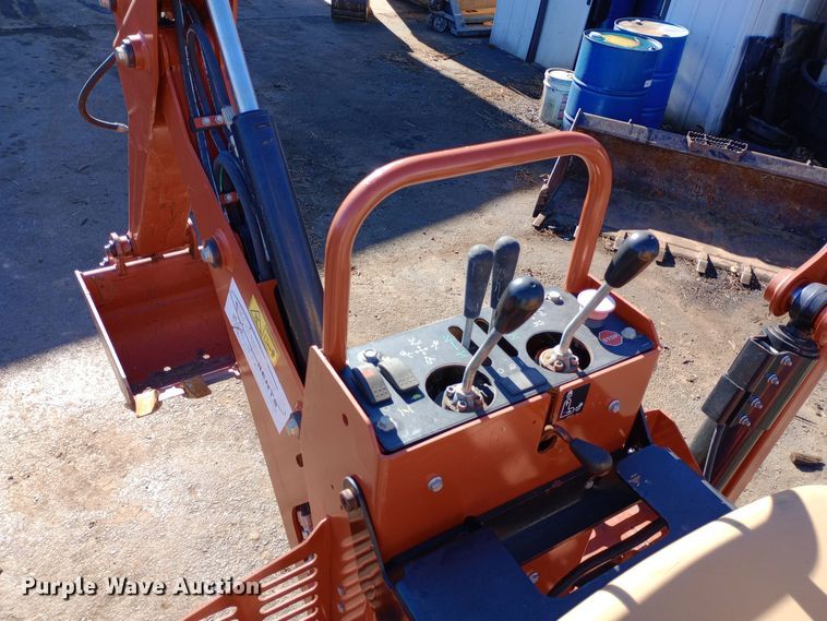 image for item DW0912 2015 Ditch Witch  RT45 trencher