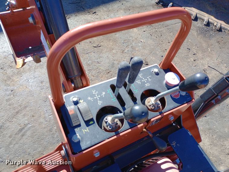 image for item DW0912 2015 Ditch Witch  RT45 trencher