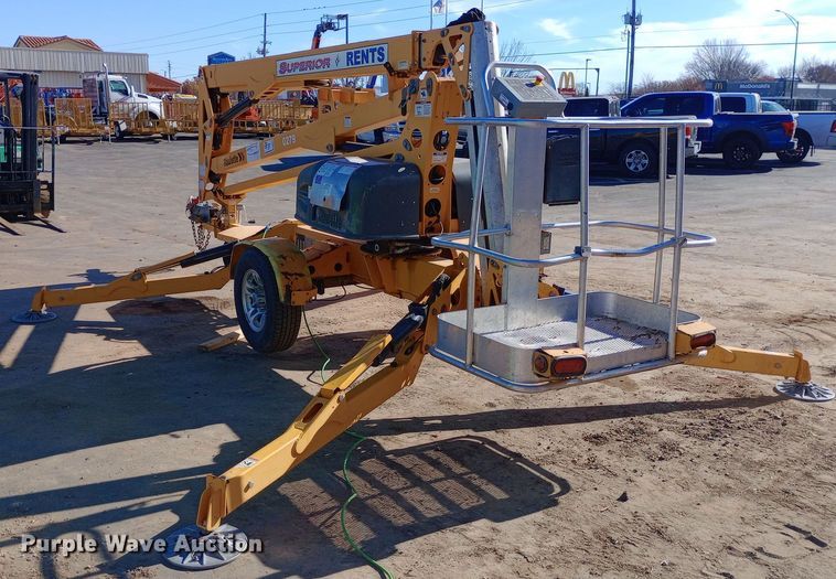 image for item DW0913 2017 Houlotte 4527A boom lift
