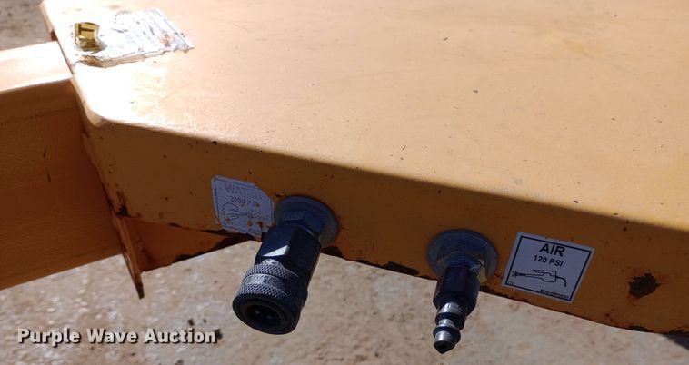 image for item DW0913 2017 Houlotte 4527A boom lift