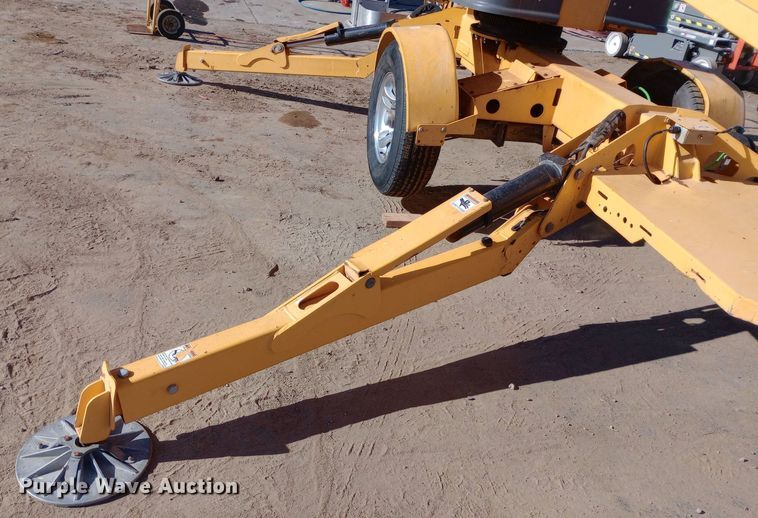 image for item DW0913 2017 Houlotte 4527A boom lift