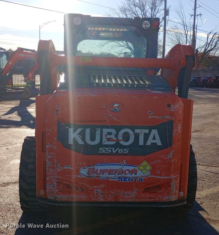 image for item DW0915 2017 Kubota SSV65 skid steer loader