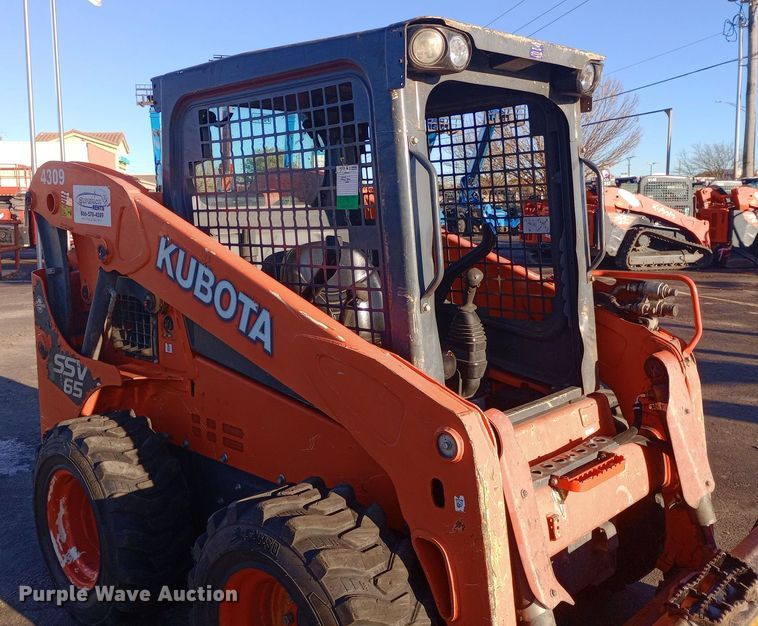 image for item DW0915 2017 Kubota SSV65 skid steer loader