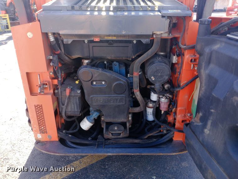 image for item DW0915 2017 Kubota SSV65 skid steer loader