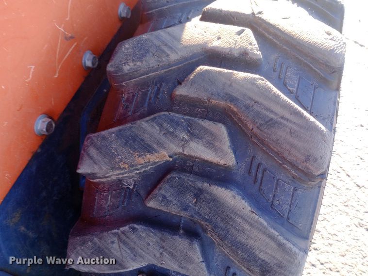 image for item DW0915 2017 Kubota SSV65 skid steer loader