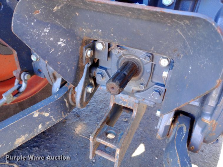 image for item DW0916 Kubota L3301HS tractor