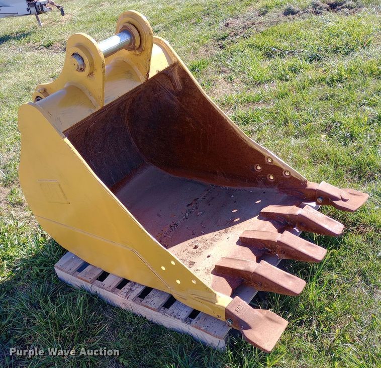 image for item DW0919 Caterpillar  excavator bucket