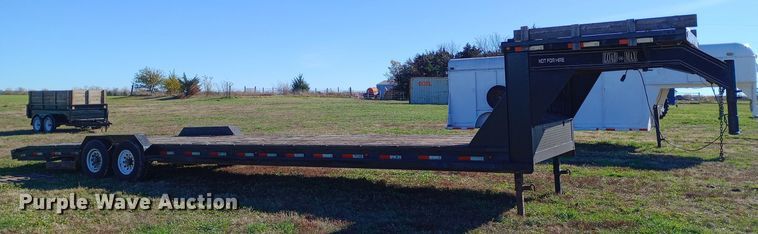 image for item DW0926 2004 Load-Max equipment trailer