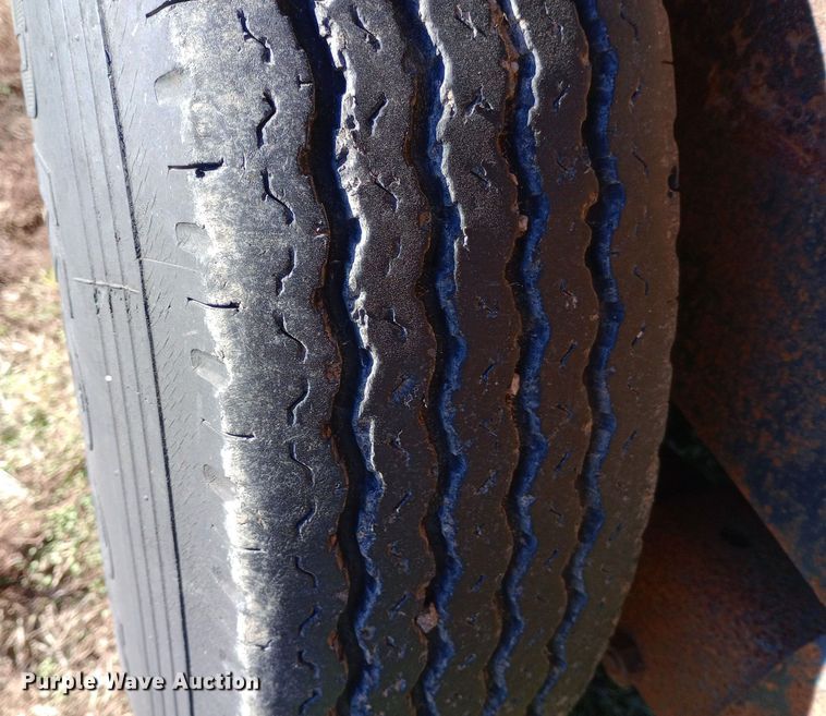 image for item DW0926 2004 Load-Max equipment trailer