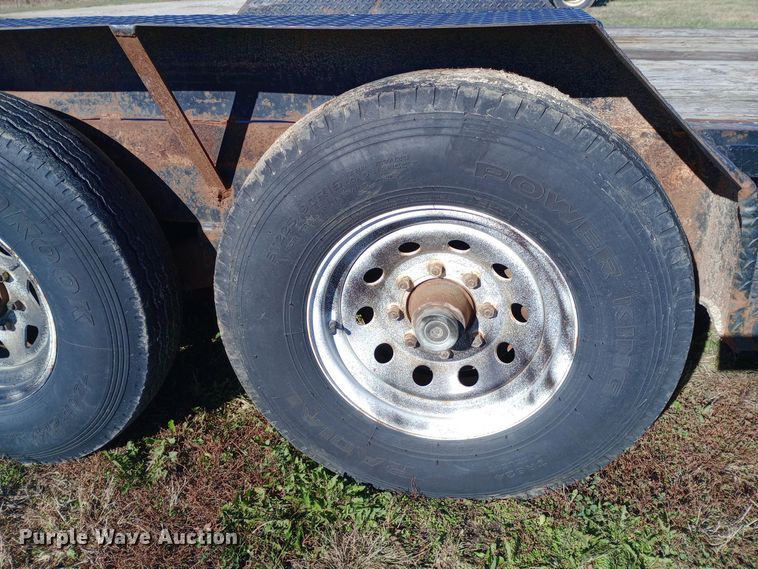 image for item DW0926 2004 Load-Max equipment trailer