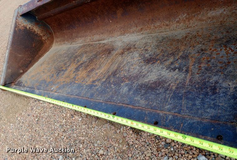 image for item DW0954 2002 New Holland LS190 skid steer loader