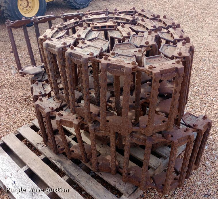 image for item DW0954 2002 New Holland LS190 skid steer loader