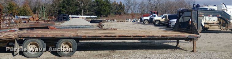 image for item DW0970 2010 Titan hydraulic tail equipment trailer