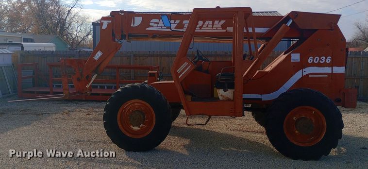 image for item DW0971 Skytrak 6036 telehandler