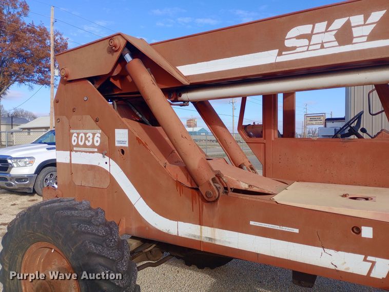 image for item DW0971 Skytrak 6036 telehandler