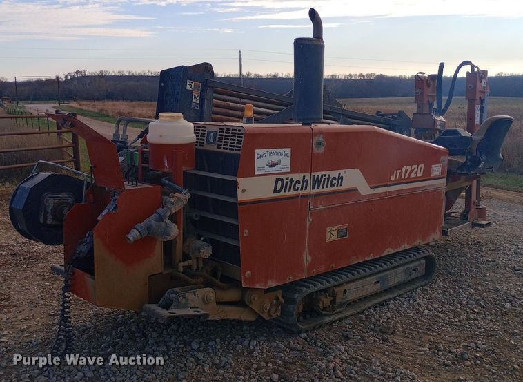 image for item DW0972 2002 Ditch Witch  JT1720 directional boring unit
